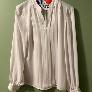 White House Black Market Ivory Blouse Size 4